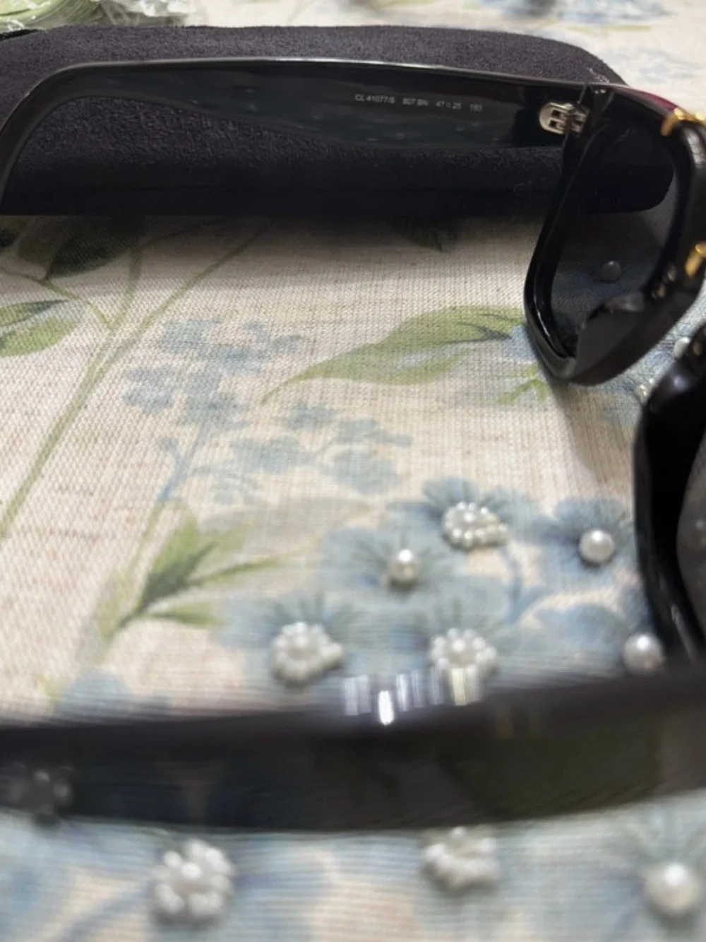 Black  Sunglasses with Gold Bridge